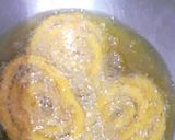 लेफ्टओवर राइस कुरकुरी चकली (rice chakali recipe in hindi) रेसिपी चरण 5 फोटो