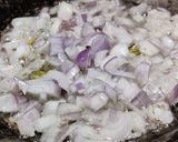 A picture of step 3 of Capsicum aloo.