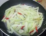 Foto langkah ke 2 dari resep Tumis Labu Siam Praktis.