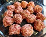 A picture of step 2 of Mommy's favorite meatballs.