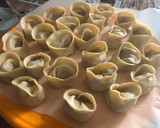 Foto del paso 2 de la receta: Agnolotis de carne y verdura con salsa🥠