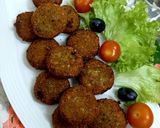 A picture of step 5 of Falafel sandwiches.
