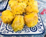 Foto del paso 2 de la receta: Buñuelos de patata y queso con salsa de piquillos