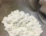 A picture of step 2 of Mutter Paneer.