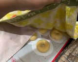 Foto langkah ke 6 dari resep Donat Maizena.