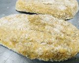 Foto del paso 2 de la receta: Milanesas de berenjena con guarnición de papa con huevo