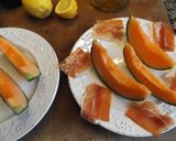 Foto del paso 3 de la receta: Melón y jamón ibérico con escamas de sal y balsámico