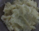 A picture of step 2 of Stuffed Semolina Pancake.
