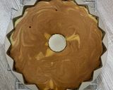Foto langkah ke 4 dari resep Marble Cake Putih Telur Anti Gagal.