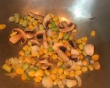 A picture of step 4 of Tom Yum Soup.