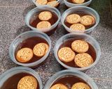 Foto langkah ke 7 dari resep Cemilan : Puding Coklat Biskuit Roma Kelapa.