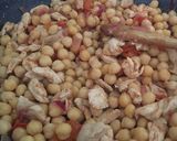 Foto del paso 1 de la receta Garbanzos especiados con pollo