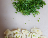 Foto del paso 3 de la receta: Níscalos al ajillo