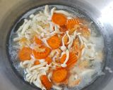 รูปขั้นตอนการทำที่ 2 ของ ผัดเต้าหู้ไข่เห็ดกุ้งแห้ง