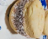 Foto del paso 3 de la receta: Delantalcookpad2026 Alfajores de Maizena!!