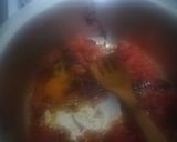 A picture of step 4 of Fried egg scramble.