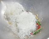 Foto langkah ke 3 dari resep Bihun Goreng Bumbu Iris.