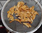 Foto langkah ke 3 dari resep Kering Tempe Ala Chef Yongki.