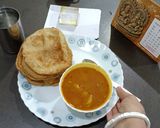 লুচি আর ফুলকপির ডালনা রেসিপির ধাপ 1 ছবি