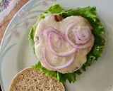 Foto del paso 10 de la receta: Hamburguesa de cerdo como si fuera un bocadillo cubano