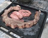 Foto del paso 1 de la receta: Asado y Chorizos al horno