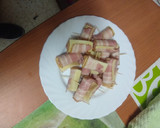 Foto del paso 3 de la receta: Caprichos de salchicha, bacon y queso frito
