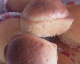 A picture of step 4 of Frosty Vanilla cupcakes.