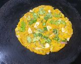 A picture of step 6 of Tandoori Missi roti.