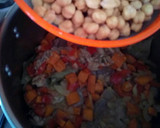 Foto del paso 8 de la receta: Cocido de gallina, osobuco y longaniza casera