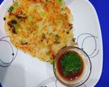 A picture of step 4 of Instant rava masala uttapam.