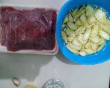 Foto langkah ke 2 dari resep Tumis daging baby corn.
