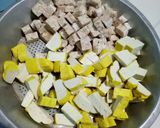 Foto langkah ke 1 dari resep Sayur Tempe Tahu Praktis.