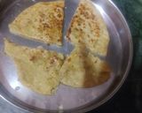 A picture of step 4 of Aloo ka paratha.