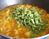 Foto del paso 3 de la receta: Lentejas con verduras de estación y bacon