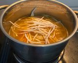 Hình bước làm 4 của món Bánh Canh Cá Nục Chả Cá