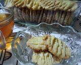 Foto langkah ke 6 dari resep Coconut cookies #prRamadan_kukirainikukis.