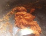 A picture of step 2 of Besan ka halwa.