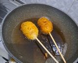 Foto langkah ke 3 dari resep Corn dog mini.
