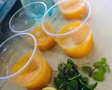 A picture of step 1 of Mango Majito.