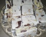 A picture of step 6 of Frozen Cookies and Cream.