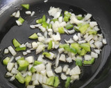 Foto del paso 8 de la receta: Fideuá de merluza y langostinos