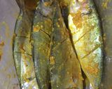 Foto langkah ke 2 dari resep Ikan Kembung Goreng.