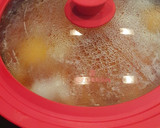 Foto del paso 3 de la receta: Huevo poché con tomate y picadillo de pollo