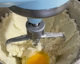 A picture of step 1 of 7 up Pound cake.