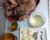 Foto del paso 2 de la receta: Setas de pie azul escabechadas