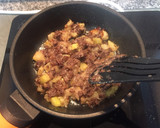 Foto del paso 3 de la receta: Tortilla de calabacín y morcilla de arroz