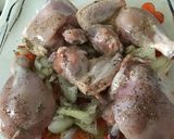 Foto del paso 1 de la receta Pollo marinado en escabeche