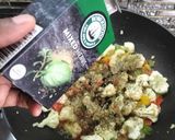 A picture of step 3 of Cauliflower chakalaka.