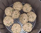 Foto del paso 1 de la receta: Croquetas de atún y ensalada de mango y aguacate