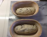Foto del passaggio 6 della ricetta Pane alle nocciole, noci pecan e uvetta